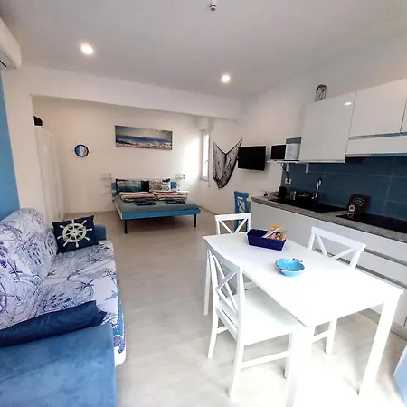 Timone Vicino Al Mare Bludipietraligure Apartamento Pietra Ligure